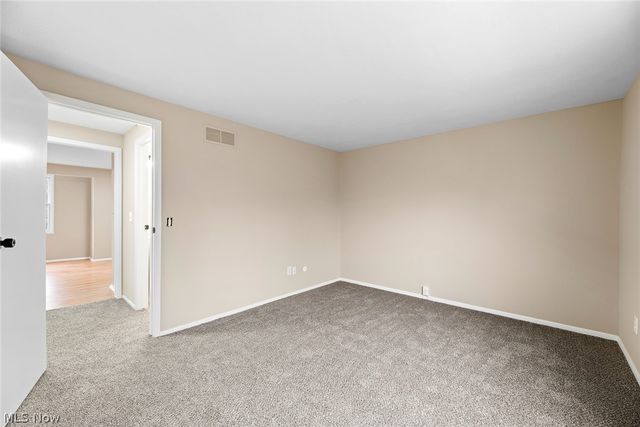 218 Regina Drive, Bedford, OH 44146