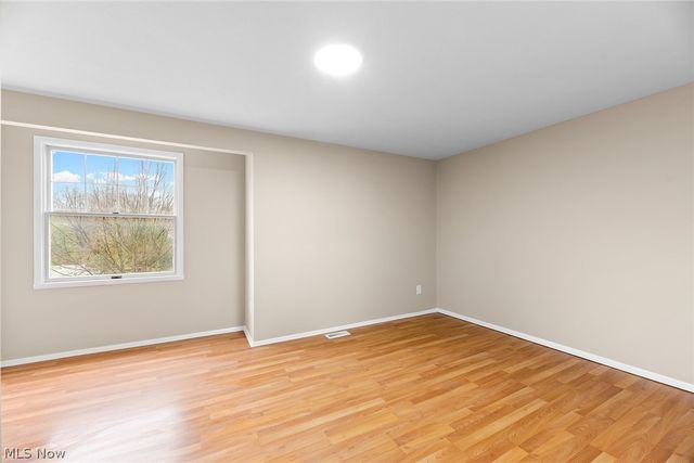 218 Regina Drive, Bedford, OH 44146