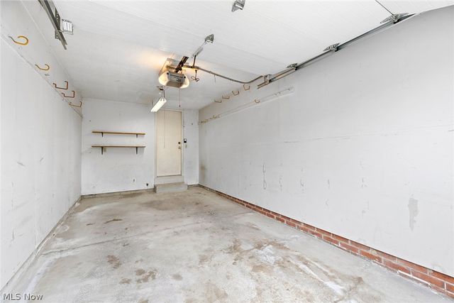 218 Regina Drive, Bedford, OH 44146