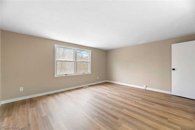 218 Regina Drive, Bedford, OH 44146