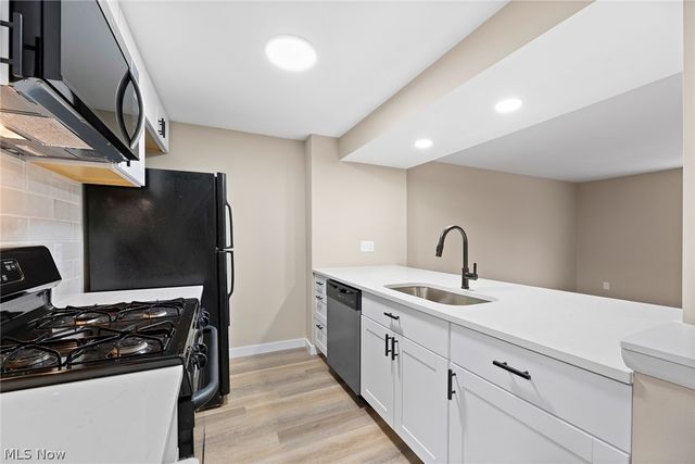 218 Regina Drive, Bedford, OH 44146