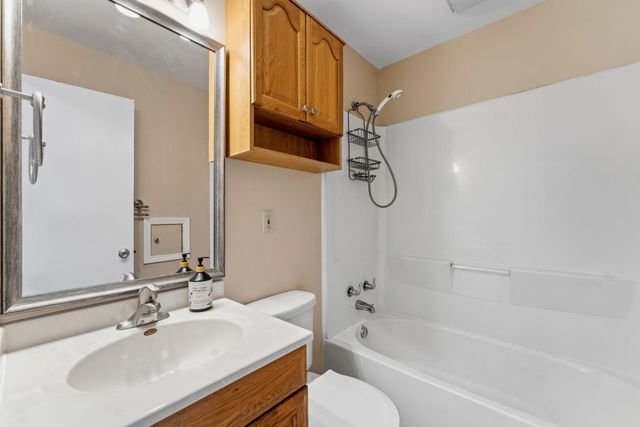 8522 Park Avenue S, Bloomington, MN 55420