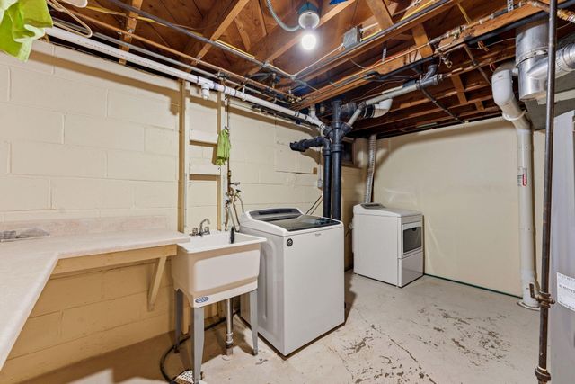 8522 Park Avenue S, Bloomington, MN 55420