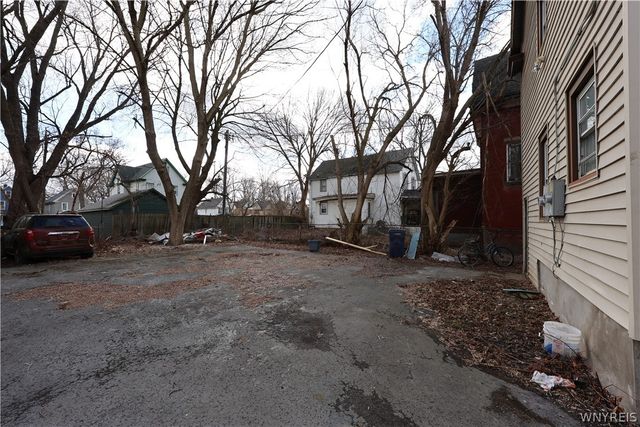 1655 South Avenue, Niagara Falls, NY 14305