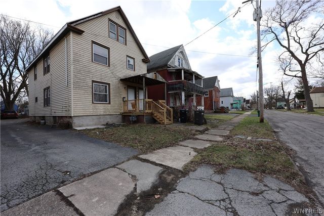 1655 South Avenue, Niagara Falls, NY 14305
