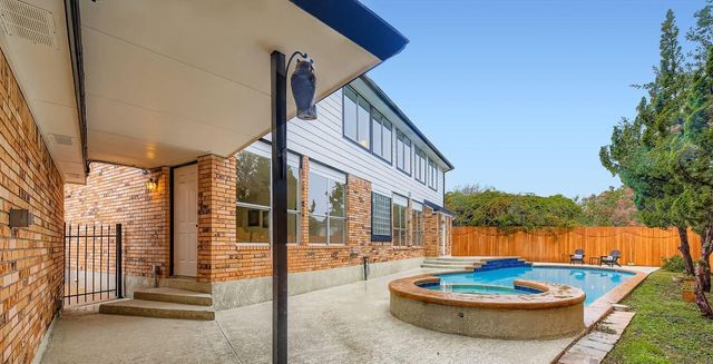 11002 Pebble Garden LN, Austin, TX 78739