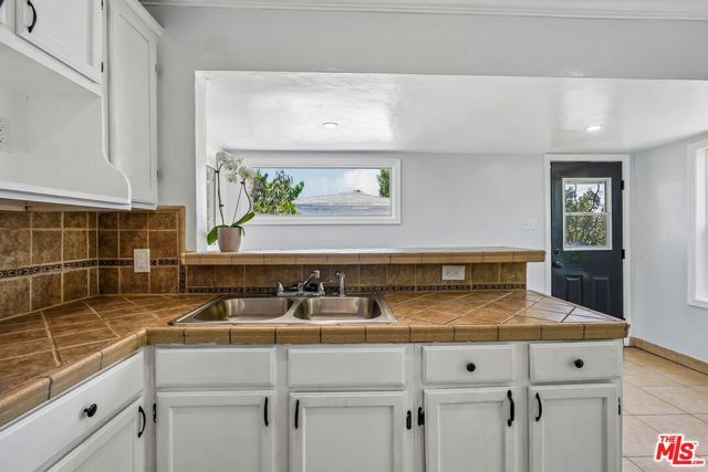 901 W Brazil Street, Compton, CA 90220