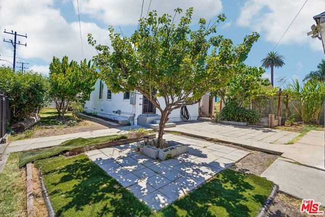 901 W Brazil Street, Compton, CA 90220