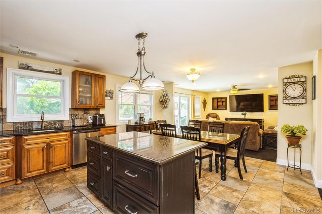 119 Jacqueline Lane, Centereach, NY 11720