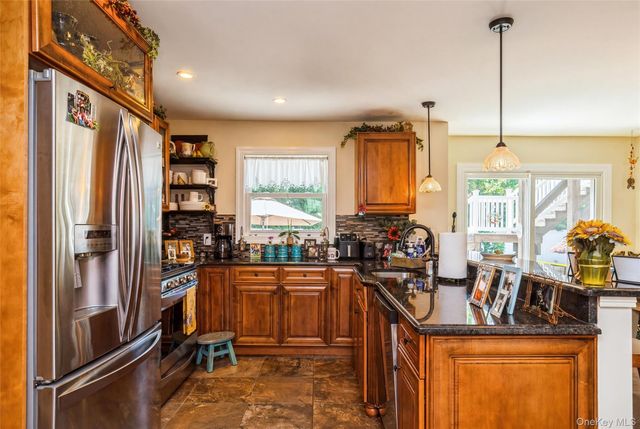 119 Jacqueline Lane, Centereach, NY 11720