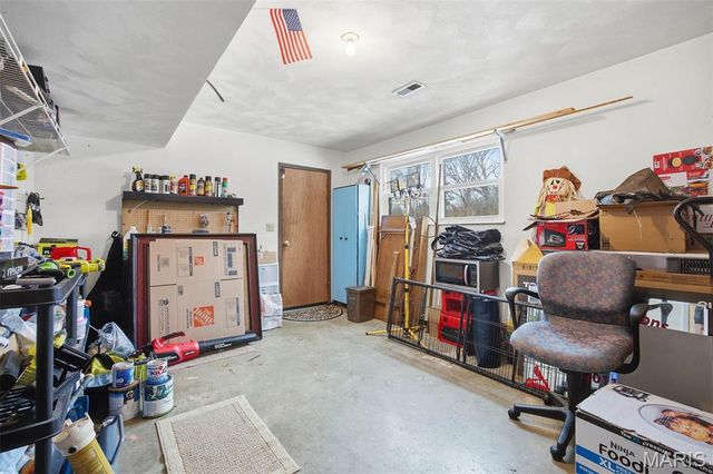 221 Jubaka Drive, Fairview Heights, IL 62208