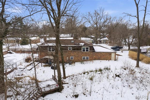 221 Jubaka Drive, Fairview Heights, IL 62208