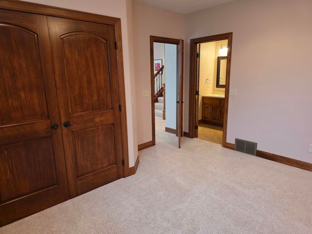 7208 S Ludlow Cir Circle, Sioux Falls, SD 57108