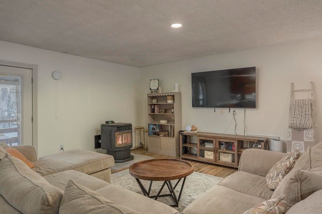 2621 KALISPELL LOOP, North Pole, AK 99705