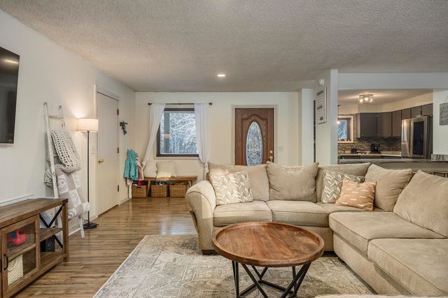 2621 KALISPELL LOOP, North Pole, AK 99705