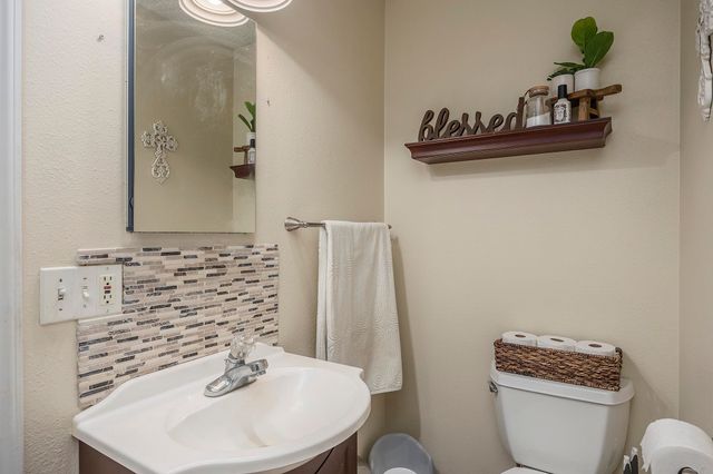 2621 KALISPELL LOOP, North Pole, AK 99705