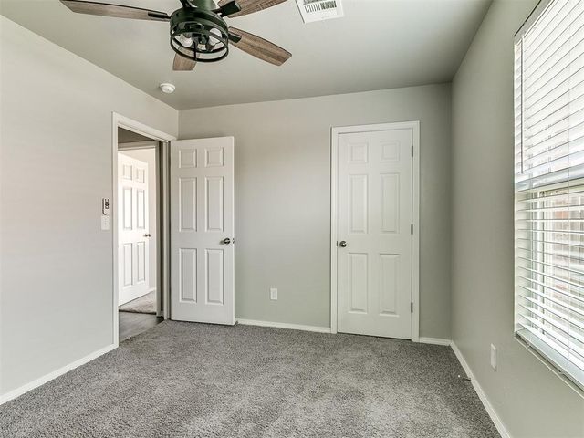 488 Fox Den Street, Newcastle, OK 73065