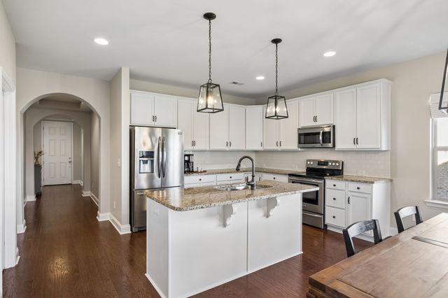 225 Fowler Cir, Franklin, TN 37064