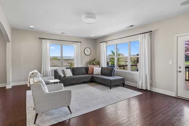 225 Fowler Cir, Franklin, TN 37064