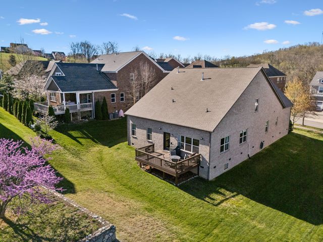 225 Fowler Cir, Franklin, TN 37064