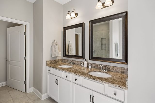 225 Fowler Cir, Franklin, TN 37064