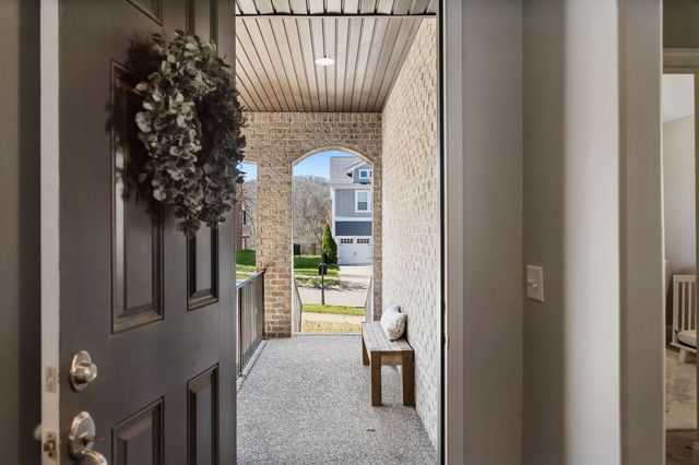 225 Fowler Cir, Franklin, TN 37064