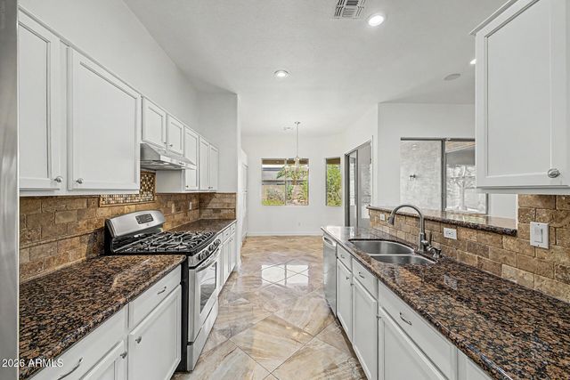1900 E WOODSMAN Place, Chandler, AZ 85286