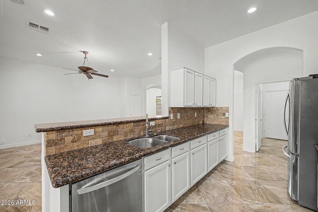 1900 E WOODSMAN Place, Chandler, AZ 85286