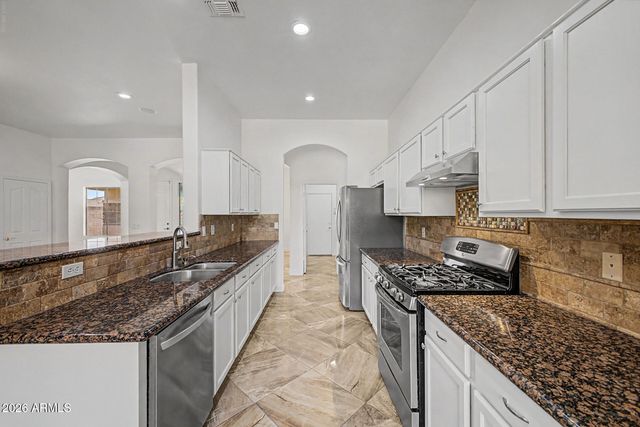1900 E WOODSMAN Place, Chandler, AZ 85286