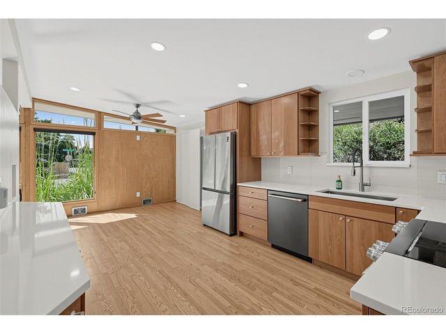 5020 S Washington St, Englewood, CO 80113