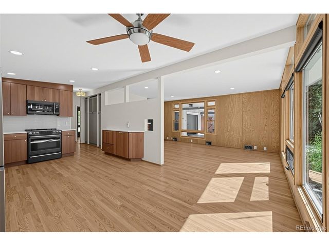 5020 S Washington St, Englewood, CO 80113