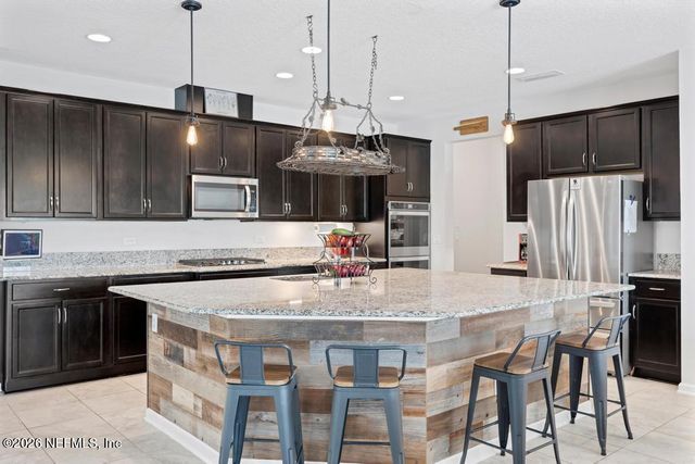 45 LOMOND Court, St. Augustine, FL 32095