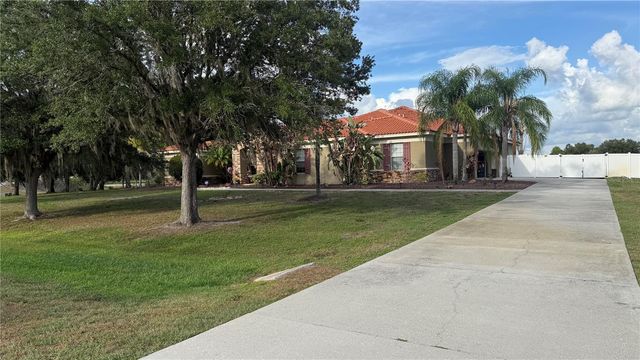 5325 LAKE SIENA DRIVE, Wimauma, FL 33598