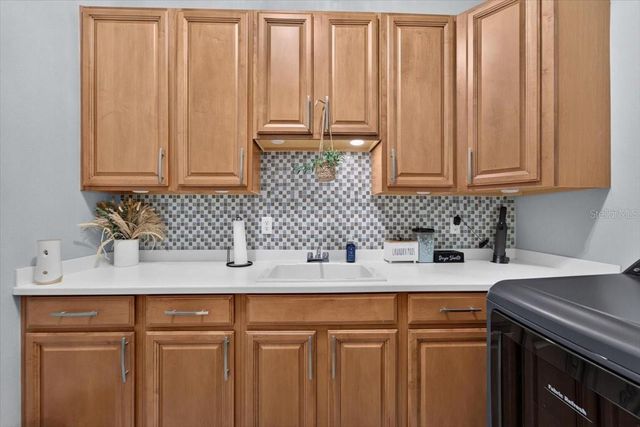 5325 LAKE SIENA DRIVE, Wimauma, FL 33598