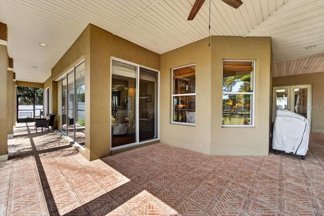 5325 LAKE SIENA DRIVE, Wimauma, FL 33598