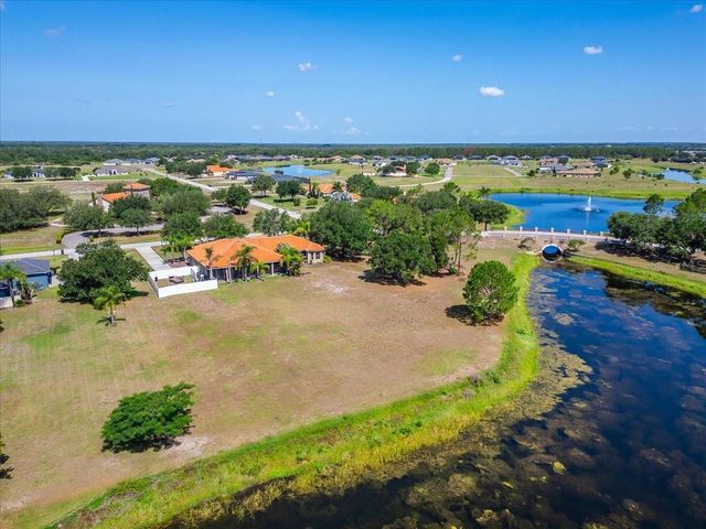5325 LAKE SIENA DRIVE, Wimauma, FL 33598