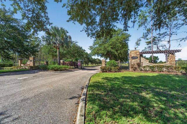 5325 LAKE SIENA DRIVE, Wimauma, FL 33598