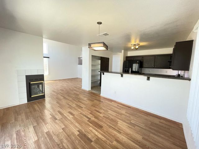 5730 Coleridge Way, Las Vegas, NV 89142