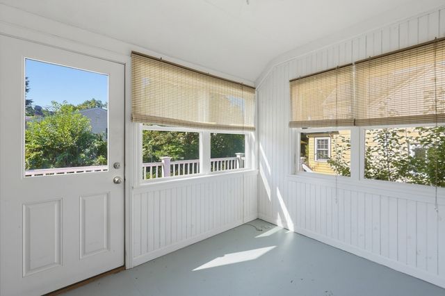 70 Oakdale Rd, Newton, MA 02459