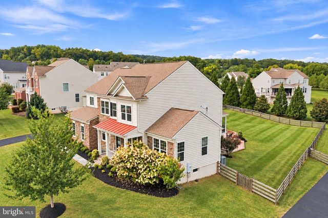 41858 FARNBOROUGH PL, Leesburg, VA 20176