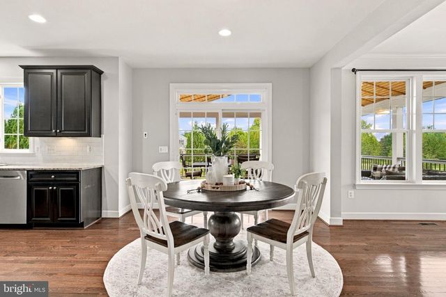 41858 FARNBOROUGH PL, Leesburg, VA 20176