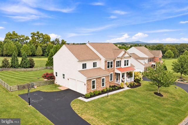 41858 FARNBOROUGH PL, Leesburg, VA 20176