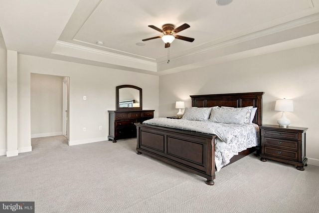 41858 FARNBOROUGH PL, Leesburg, VA 20176