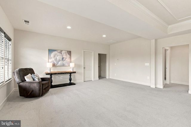 41858 FARNBOROUGH PL, Leesburg, VA 20176