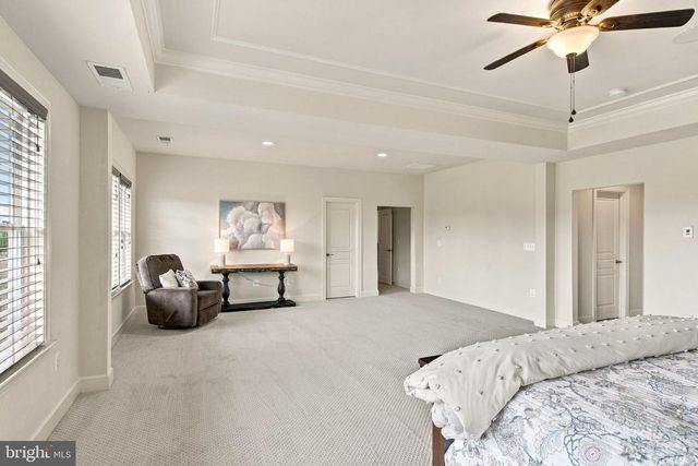 41858 FARNBOROUGH PL, Leesburg, VA 20176
