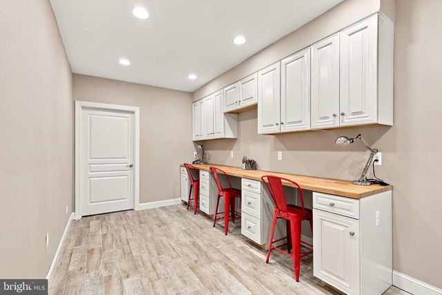 41858 FARNBOROUGH PL, Leesburg, VA 20176