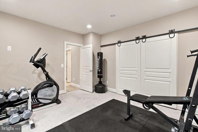 41858 FARNBOROUGH PL, Leesburg, VA 20176