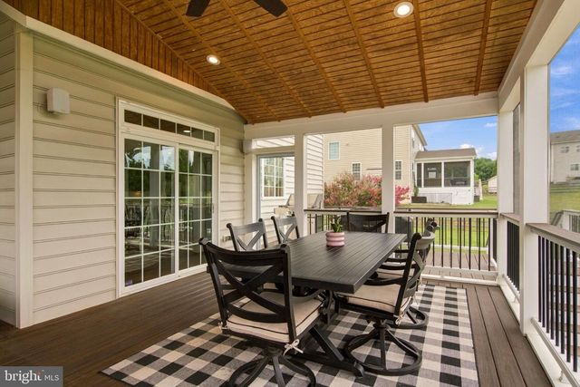 41858 FARNBOROUGH PL, Leesburg, VA 20176