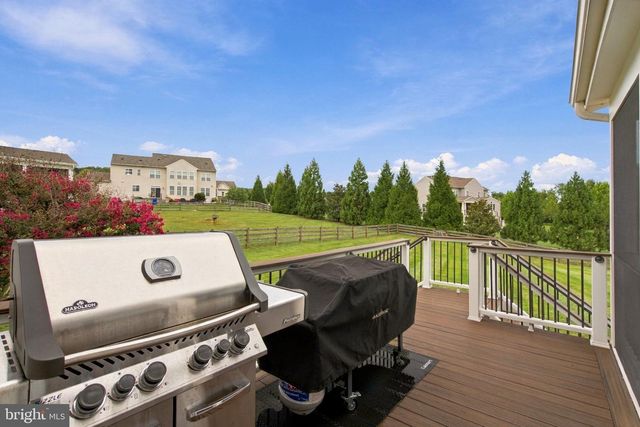 41858 FARNBOROUGH PL, Leesburg, VA 20176