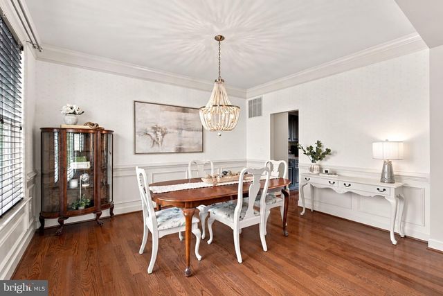 41858 FARNBOROUGH PL, Leesburg, VA 20176